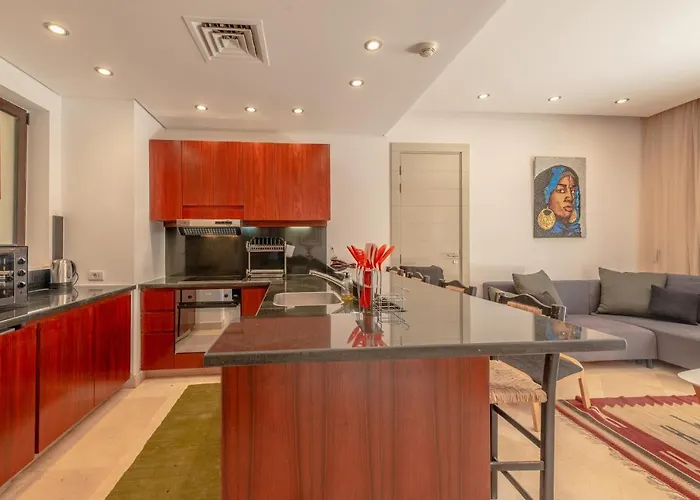 Classy 1-bedroom In Ancient Sands With Pool View Apartment *